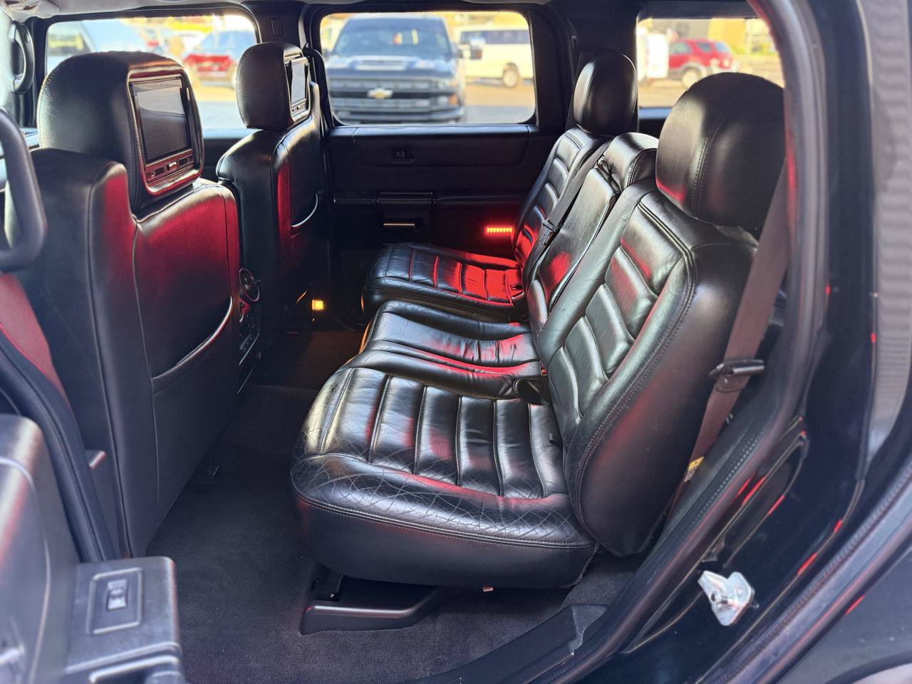 Used 2005 HUMMER H2 w/ Preferred Equipment Group AWD/4WD image 15