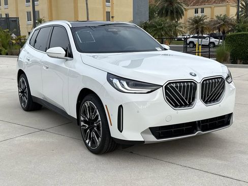 Used 2026 BMW X3 xDrive30 w/ Premium Package AWD/4WD image 12