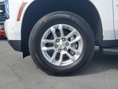 New 2026 Chevrolet Tahoe LT image 7