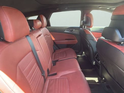 Used 2023 Kia Sportage SX image 15