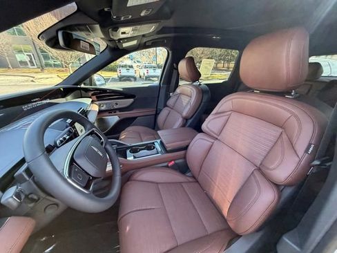 New 2026 Lincoln Nautilus Reserve image 14