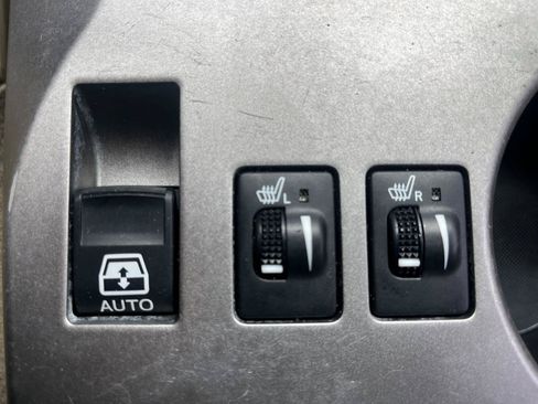 Used 2013 Toyota 4Runner Limited AWD/4WD image 45