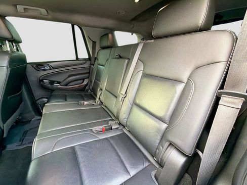 Used 2018 Chevrolet Tahoe LT image 21