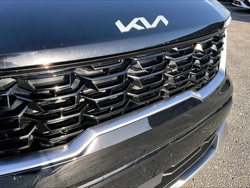 Used 2024 Kia Sorento S image 29