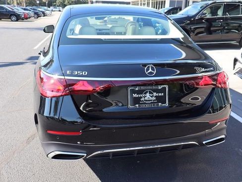 New 2025 Mercedes-Benz E 350 4MATIC Sedan image 3