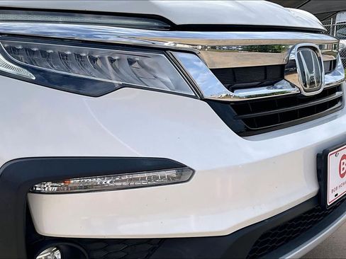 Used 2019 Honda Pilot Touring image 30