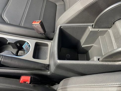 Used 2022 Volkswagen Passat 2.0T image 13