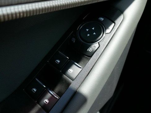 New 2025 Ford Explorer Active w/ Active Comfort Package image 16