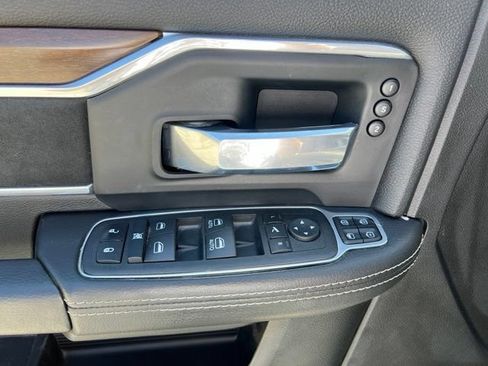 Used 2024 RAM 3500 Laramie AWD/4WD image 22