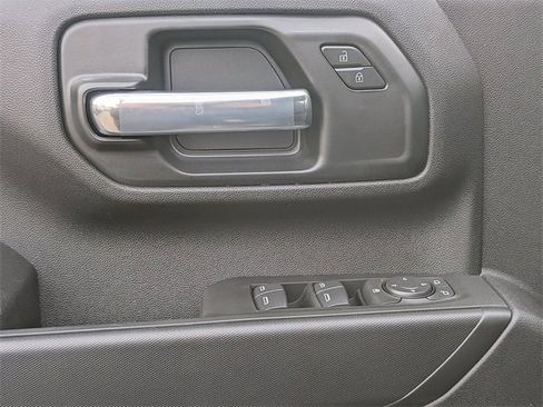New 2026 Chevrolet Silverado 2500 Custom image 18