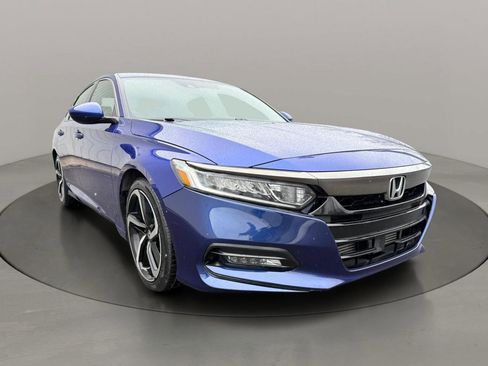 Used 2018 Honda Accord Sport image 8