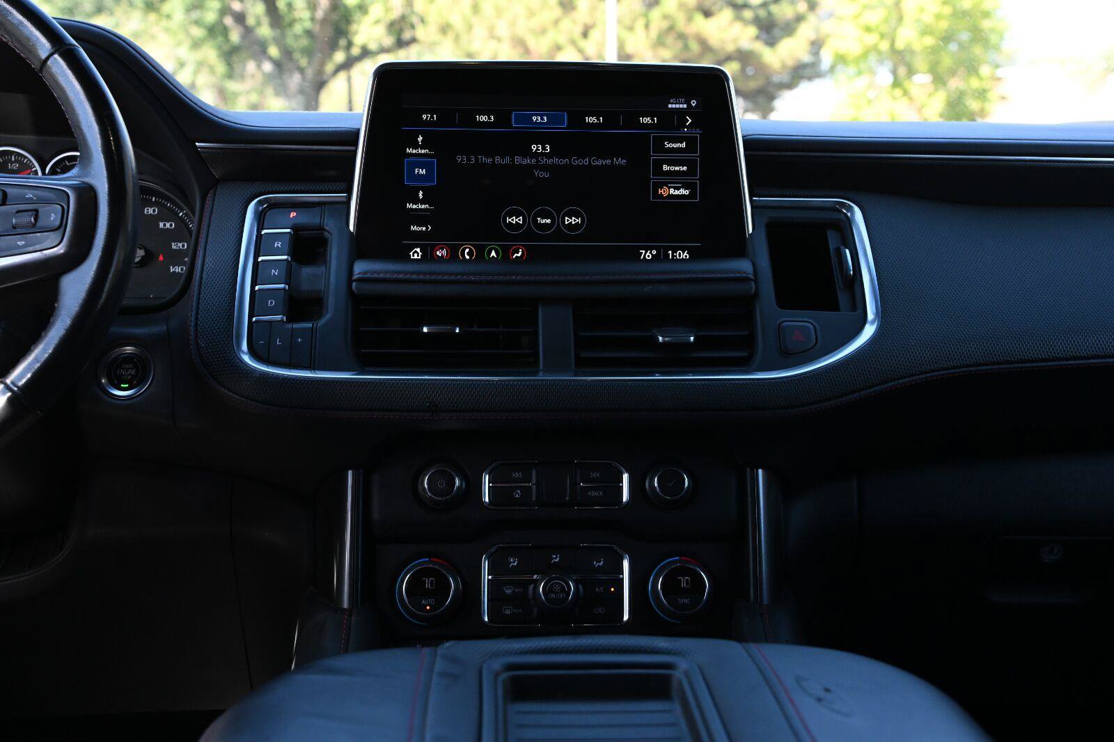 Used 2021 Chevrolet Tahoe RST w/ Luxury Package AWD/4WD image 25