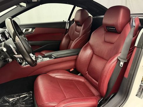 Used 2017 Mercedes-Benz SL 550 image 14