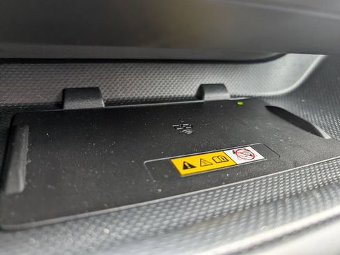 Used 2023 Toyota Highlander Limited AWD/4WD image 26