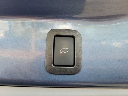 Used 2019 Toyota Highlander XLE image 15