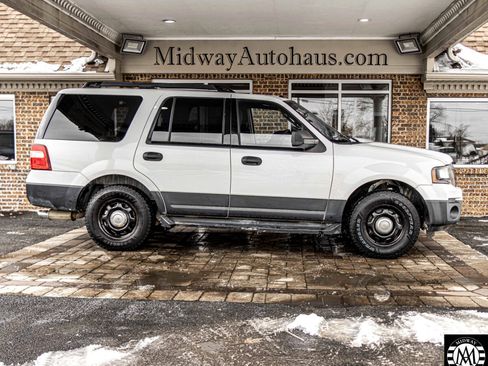 Used 2016 Ford Expedition XL image 9