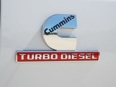 Used 2025 RAM 2500 Laramie w/ Sport Appearance Package AWD/4WD image 10