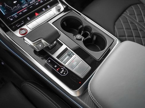 New 2026 Audi SQ8 Premium Plus AWD/4WD image 15
