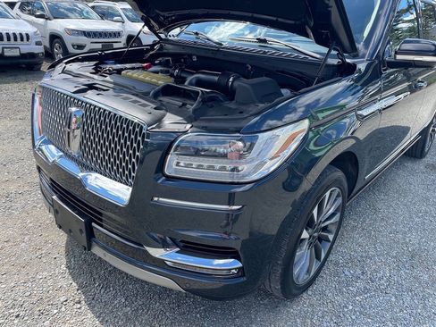 Used 2021 Lincoln Navigator L Reserve w/ Luxury Package AWD/4WD image 25