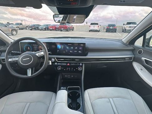 Used 2025 Hyundai Sonata SEL image 21