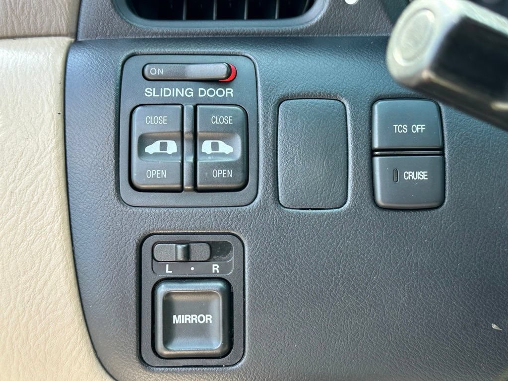 Used 2004 Honda Odyssey EX image 18