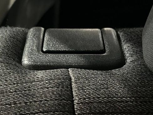 Used 2021 Nissan Rogue S AWD/4WD image 53
