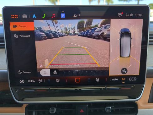 New 2025 Volkswagen ID. Buzz 1st Edition image 30