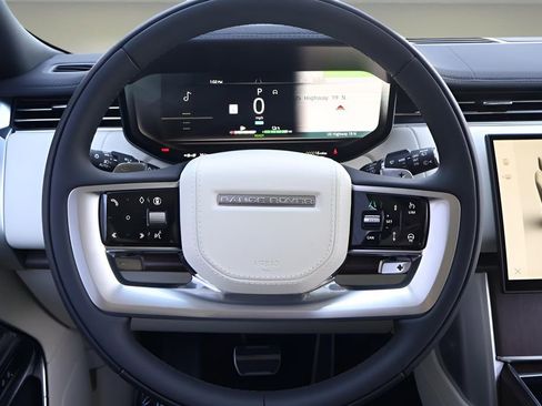 New 2026 Land Rover Range Rover SE image 19