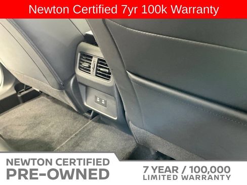 Used 2025 Nissan Rogue SV w/ SV Premium Package FWD image 17