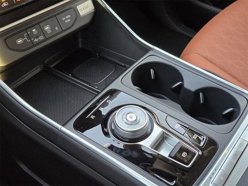 New 2026 Kia Carnival EX image 15