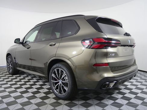 New 2026 BMW X5 sDrive40i w/ M Sport Package RWD image 5