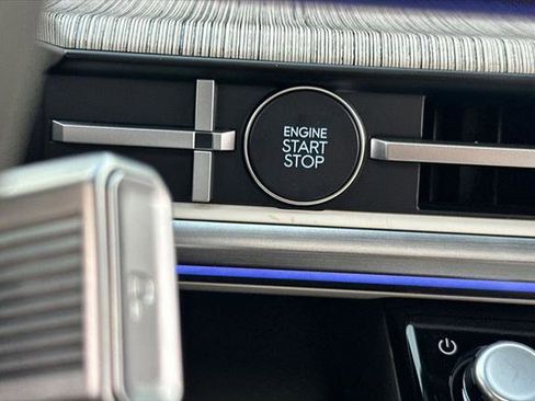 New 2025 Hyundai Santa Fe Calligraphy image 18