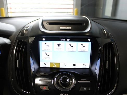 Used 2016 Ford C-MAX Energi SEL w/ Equipment Group 302A FWD image 25