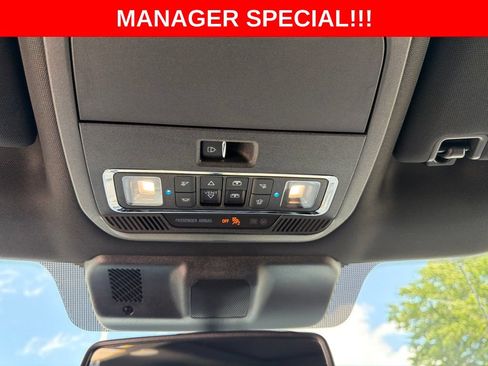 Used 2022 Ford F150 Platinum w/ Equipment Group 701A High AWD/4WD image 34
