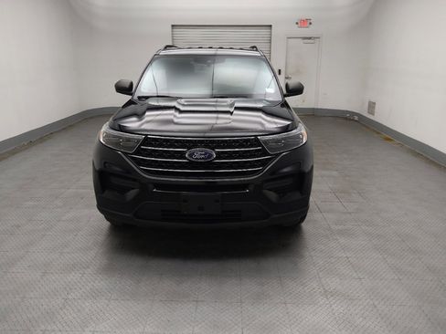 Used 2020 Ford Explorer XLT w/ Comfort Package AWD/4WD image 15