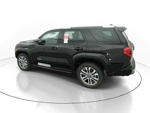 New 2026 Toyota 4Runner Limited AWD/4WD image 4