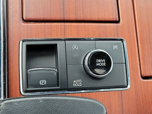 Used 2023 Lincoln Navigator Reserve AWD/4WD image 21