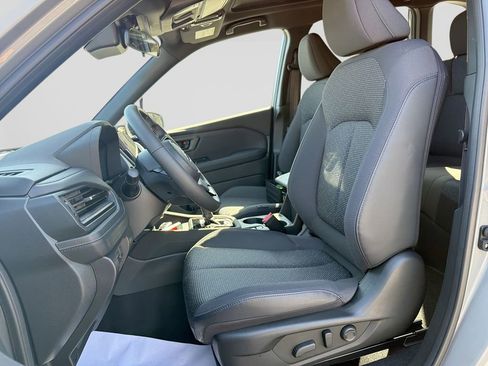 Certified 2025 Subaru Forester Premium image 15