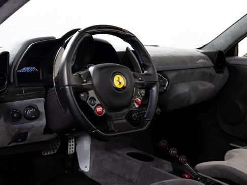 Used 2015 Ferrari 458 Speciale A image 43