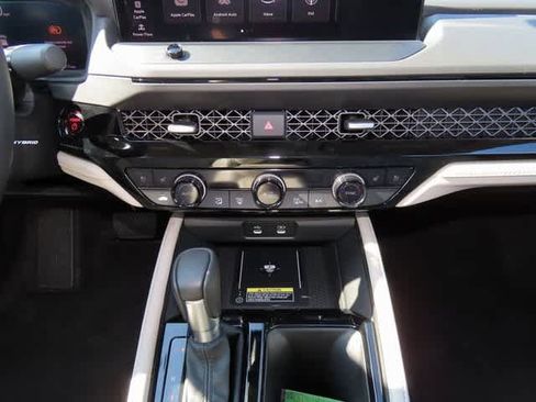 Certified 2025 Honda Accord Touring image 23