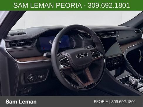 New 2025 Jeep Grand Cherokee L Summit image 9