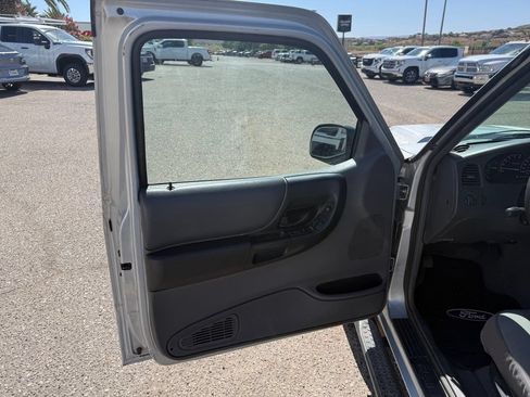 Used 2002 Ford Ranger XLT AWD/4WD image 10