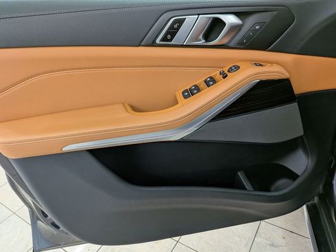 Used 2023 BMW X5 xDrive40i w/ Executive Package image 15