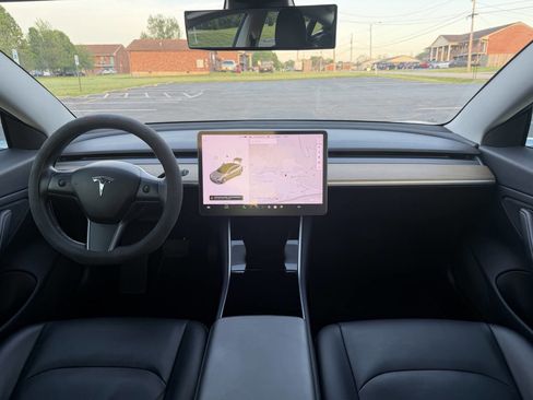 Used 2018 Tesla Model 3 Long Range image 21
