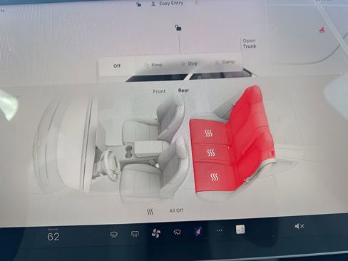 Used 2022 Tesla Model Y Performance image 14