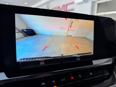 Certified 2024 GMC Sierra 1500 Elevation image 21