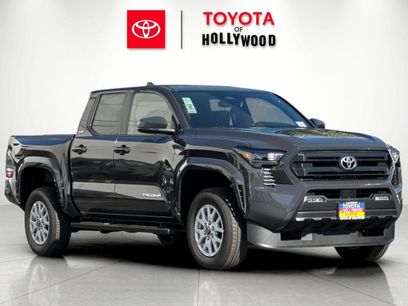 New 2025 Toyota Tacoma SR5