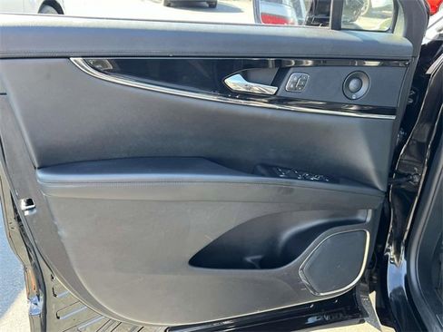 Used 2021 Lincoln Nautilus Reserve w/ Cargo Utility Package image 21