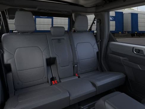 New 2026 Ford Bronco Big Bend w/ Black Diamond Package AWD/4WD image 11