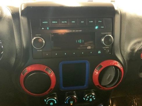 Used 2015 Jeep Wrangler Unlimited Sport AWD/4WD image 21